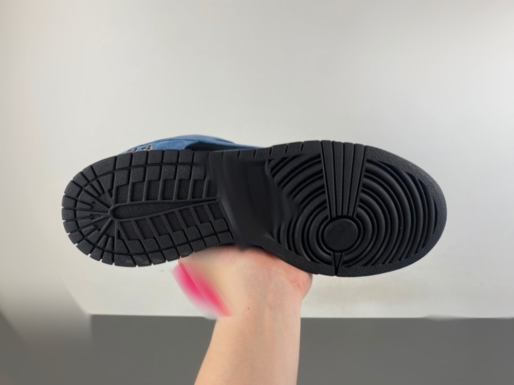 Sups x N-1000 Dunk Low SB